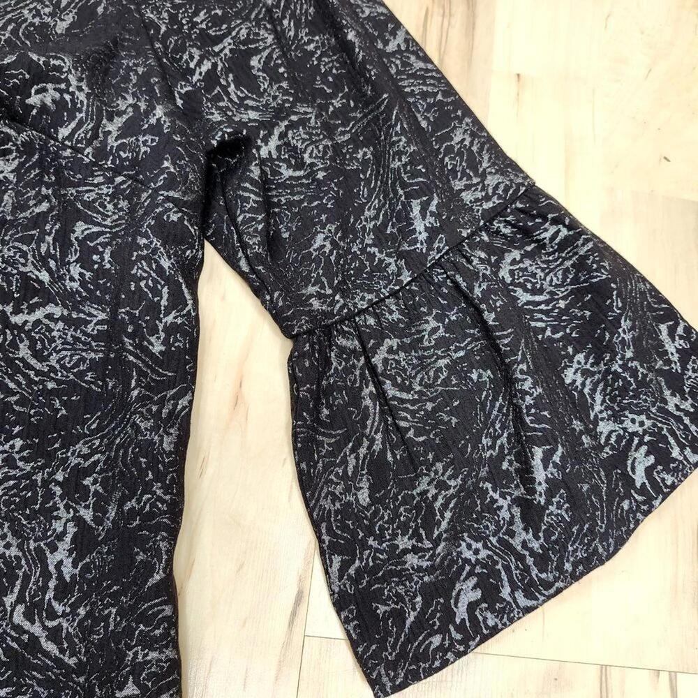 JM Collection Black & Silver Marble Pattern Bell Sleeve Blouse XXL‎ - Picture 3 of 7